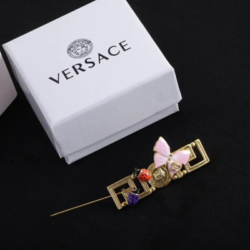 versace brooches pour femme s_111606a4